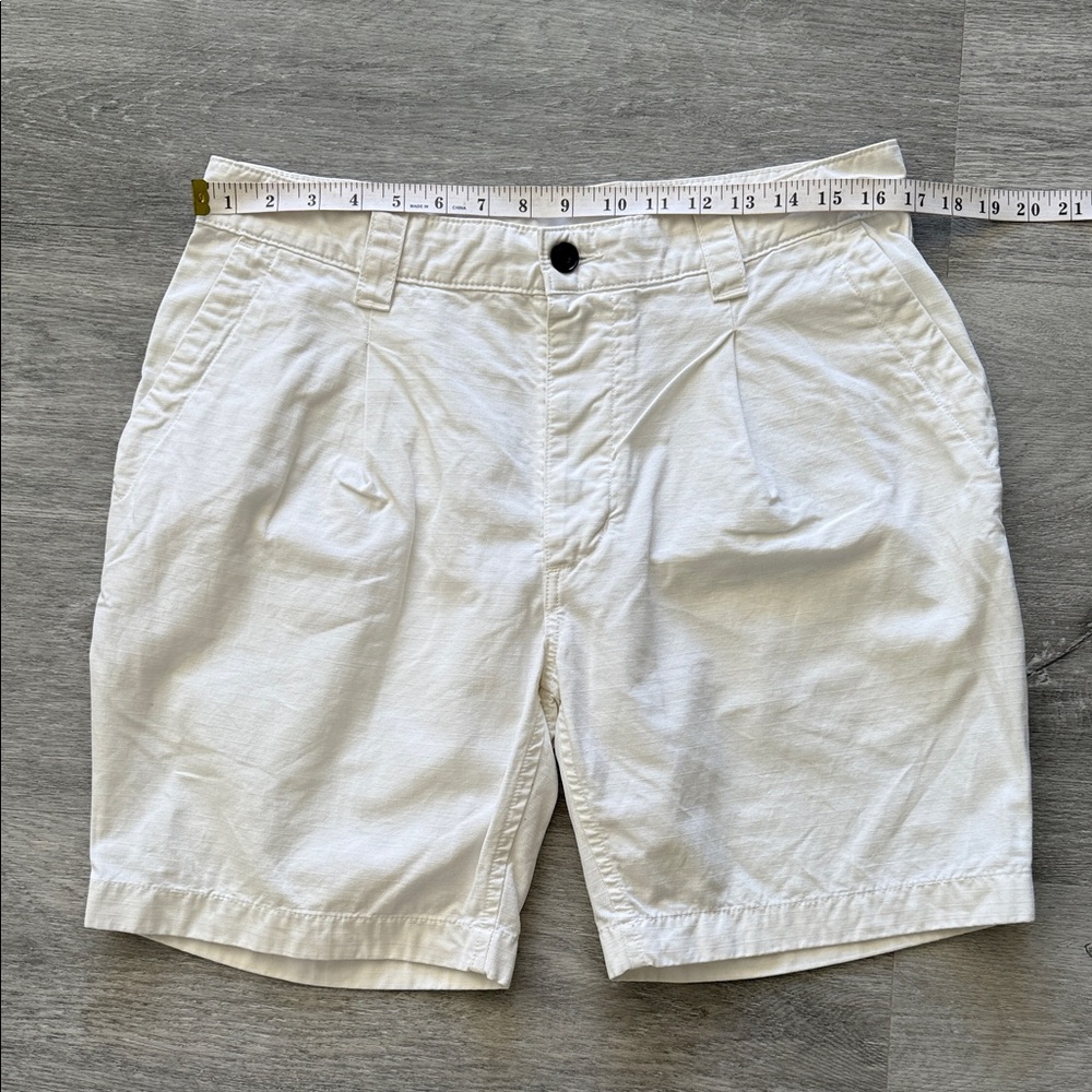 Men's White Flat Front Shorts